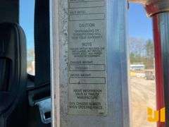 1999 KENWORTH T800 TANDEM AXLE DAY CAB TRUCK TRACTOR VIN: 1XKDDU0X6XJ830887