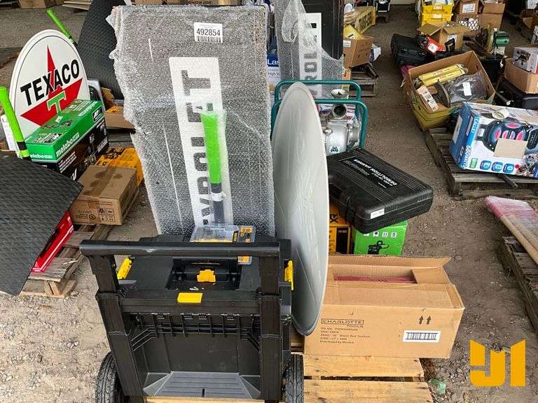 TEXACO SHOP SIGN, CHEVROLET SHOP SIGN, SHINCO 8000 BTU PORTABLE