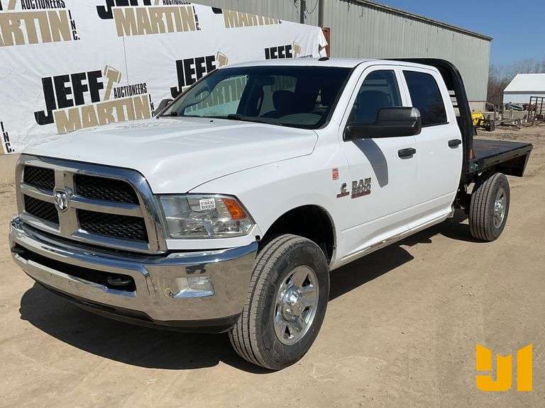 2018 RAM 2500 CREW CAB 4X4 PICKUP VIN: 3C6UR5HLXJG338254