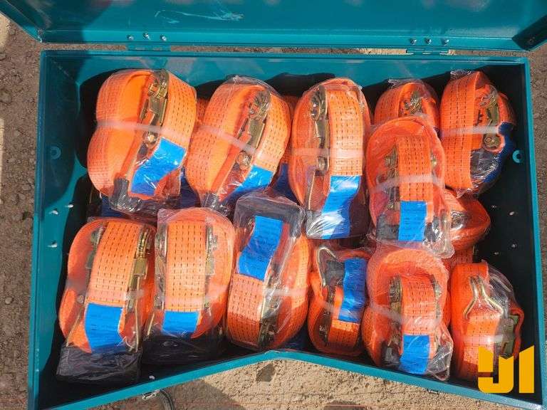 QTY OF 24 UNUSED RATCHET STRAPS W/BOX