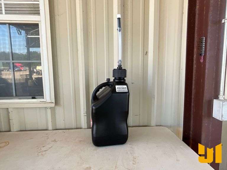 NEW VP RACING FUEL CAN