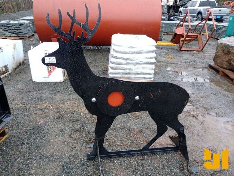 3/8" AR500 STEEL DEER SHOOTING TARGET W/ HEART FLAPPER