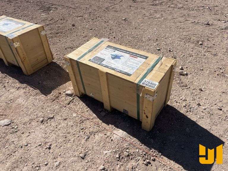 UNUSED LANDHONOR LHR-CIA200 200 LB CAST IRON ANVIL