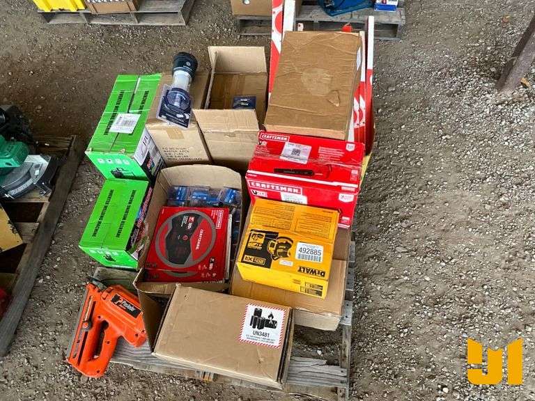 PALLET OF QUANTITY OF (1) JZU MMA-160 INVERTER WELDING MACHINE,