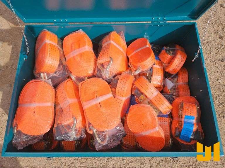 QTY OF 24 UNUSED RATCHET STRAPS W/BOX