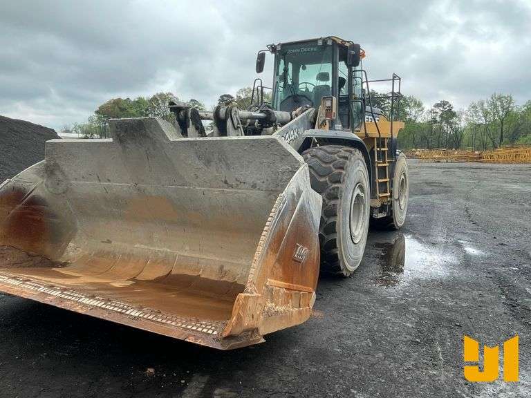 2017 DEERE 844K II WHEEL LOADER SN: 1DW844KCPHF682365