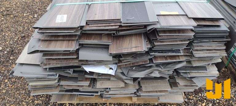 PALLET OF VINYL FLOORING
