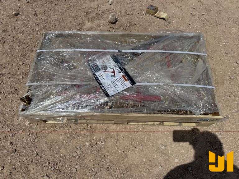 QTY OF 10 UNUSED 3/8 IN. 20 FT G80 CHAINS & QTY OF 5 UNUSED BINDERS