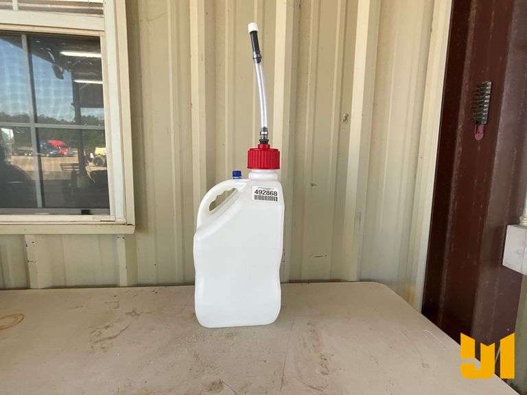 NEW VP RACING FUEL CAN