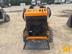 UNUSED LANDHERO LDH-H380 STAND ON MULTI TERRAIN LOADER