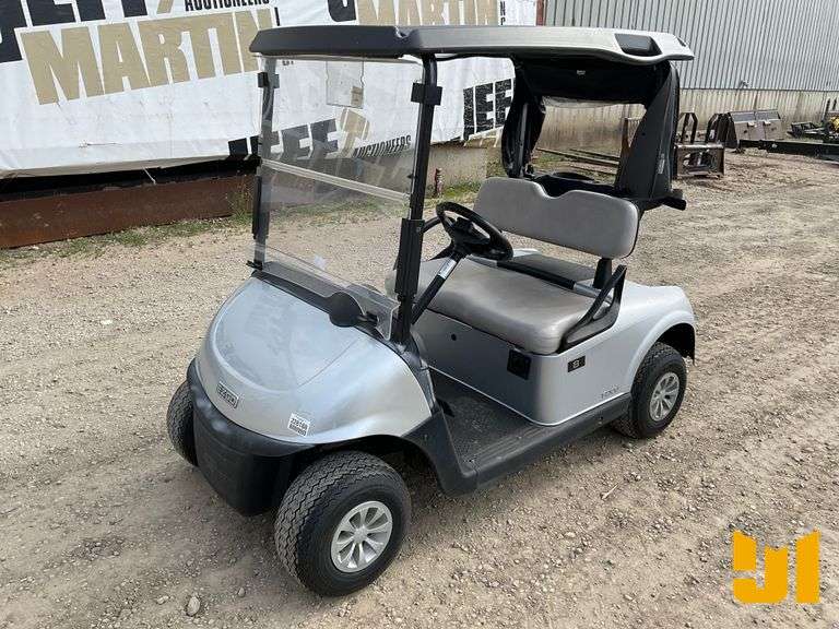2021 EZ GO RXV GOLF CART 5613091