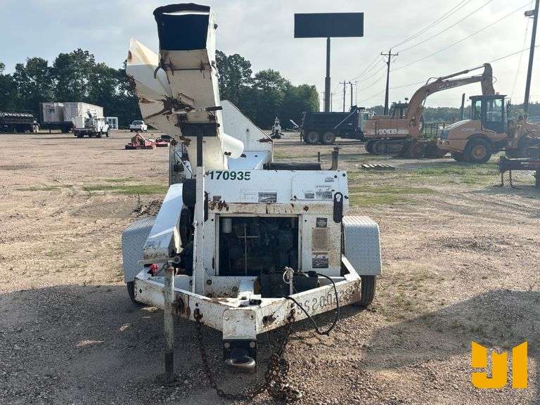 2009 ALTEC WC126  PORTABLE CHIPPER SN: 5WDS1101X9S200228
