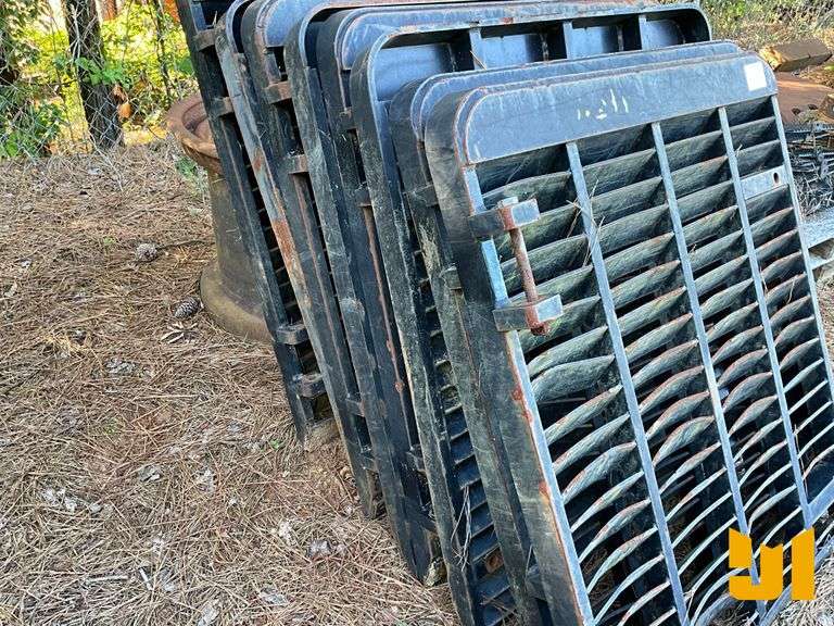 QTY (8)RADIATOR DOORS FOR CAT525C