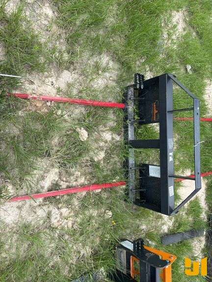 UNUSED 2024 LANDHONOR BS-12-2500G 49  INCH BALE SPEAR  SN: HL-02677