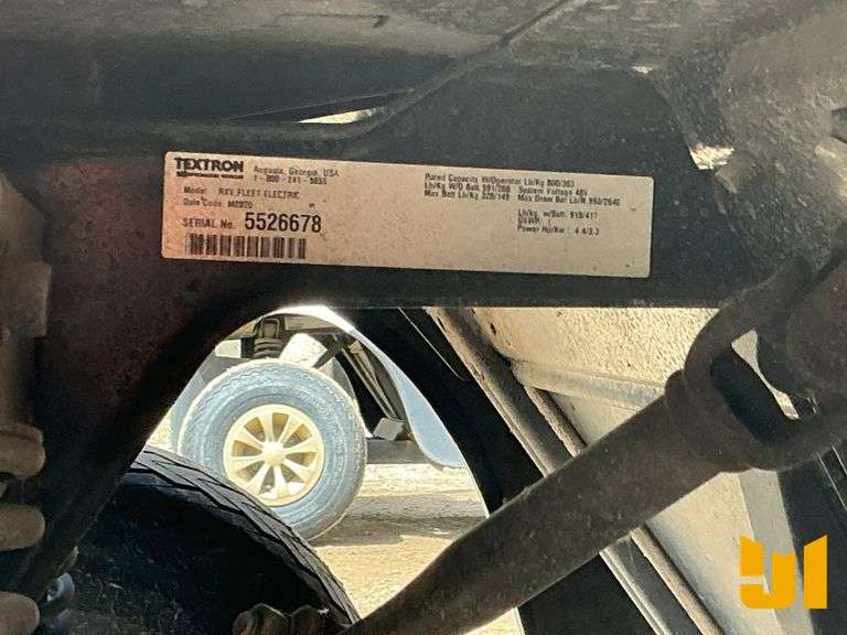2020 EZ GO RXV GOLF CART 5526678