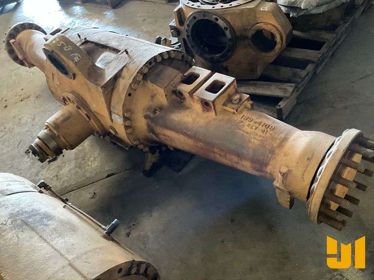 CAT 525B FRONT AXLE ASSY