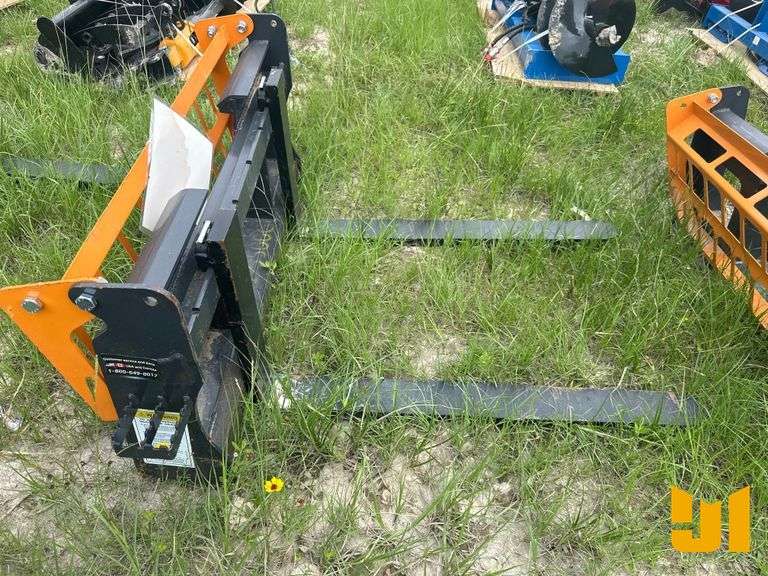 UNUSED 2024 LANDHONOR PF-11-3500G  FORKS SN: HL-02091