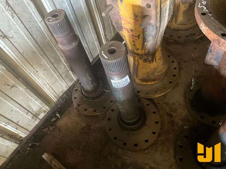 JOHN DEERE AXLES