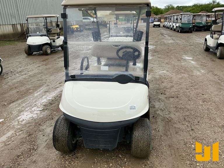 2018 EZ GO RXV GOLF CART SN: 5469758