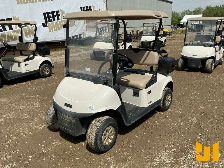 2020 EZ GO RXV GOLF CART 5526716