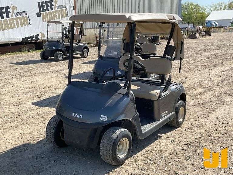 2016 EZ GO RXV GOLF CART SN: 5387621