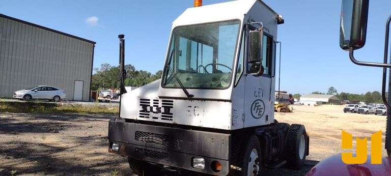 SISU YARD DOG S VIN: T1E4L1C0SC1AA2461