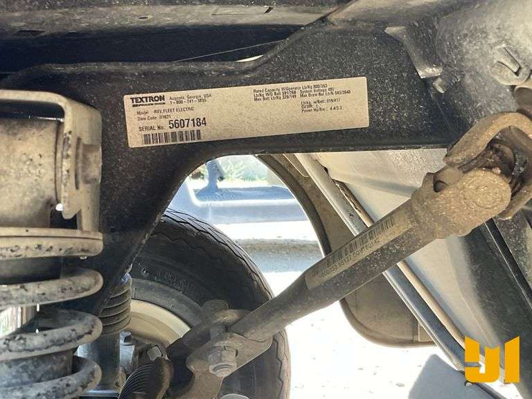 2021 EZ GO RXV GOLF CART 5607184