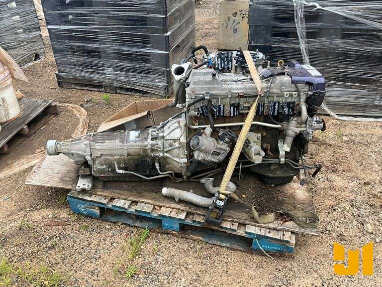 TOYOTA 2JZ 3.0 ENGINE AND TRANSMISSION