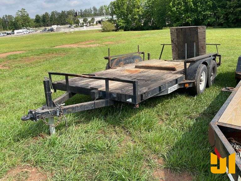 2007 KAUFMAN TRAILERS OF NC KAUFMAN TRAILERS OF NC TAG A LONG EQUIPMENT TRAILER VIN: 15XFA16297L0000