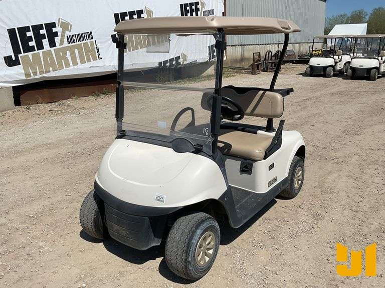 2018 EZ GO RXV GOLF CART SN: 5470641