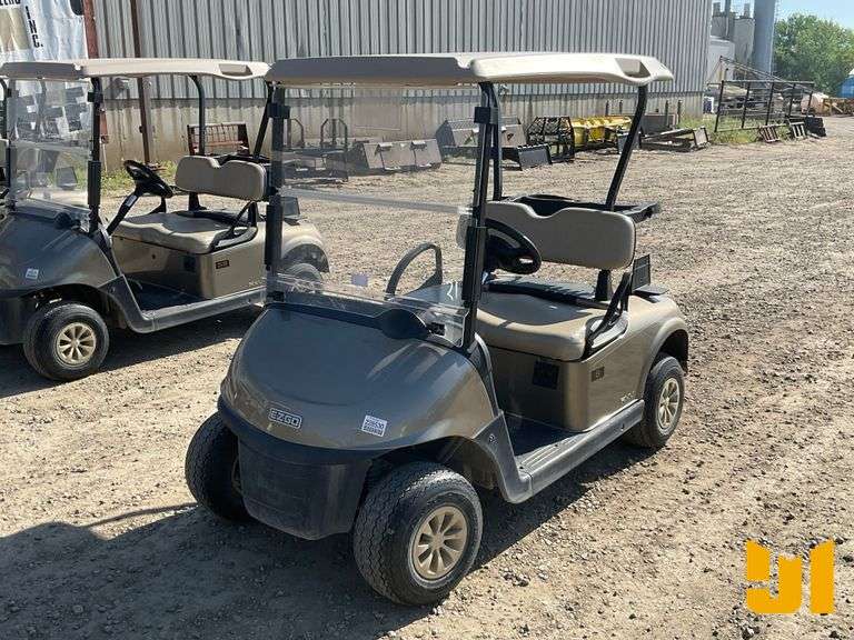 2021 EZ GO RXV GOLF CART 5607182