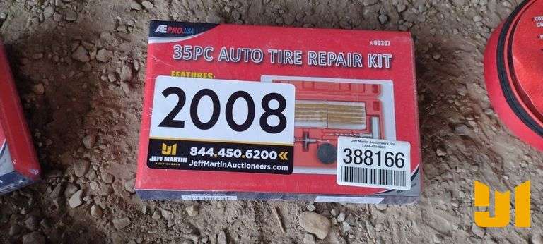 35PC AUTO TIRE REPAIR KIT