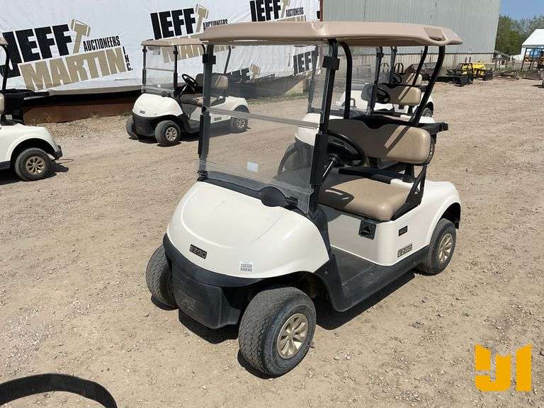 2018 EZ GO RXV GOLF CART SN: 5470468