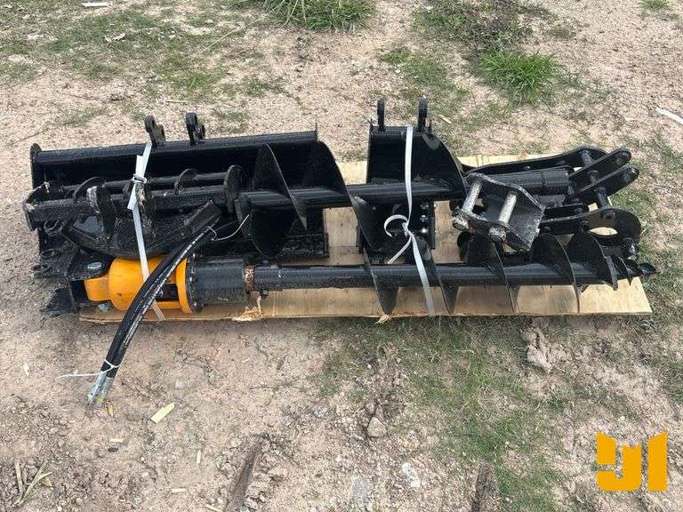 UNUSED MIVA MINI EXCAVATOR ATTACHMENT SET