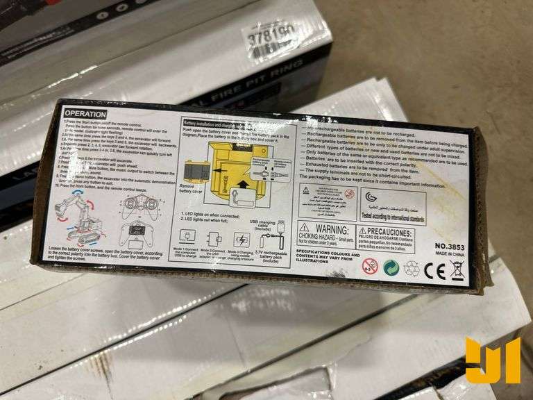 UNUSED 8-CHANNEL REMOTE CONTROL EXCAVATOR