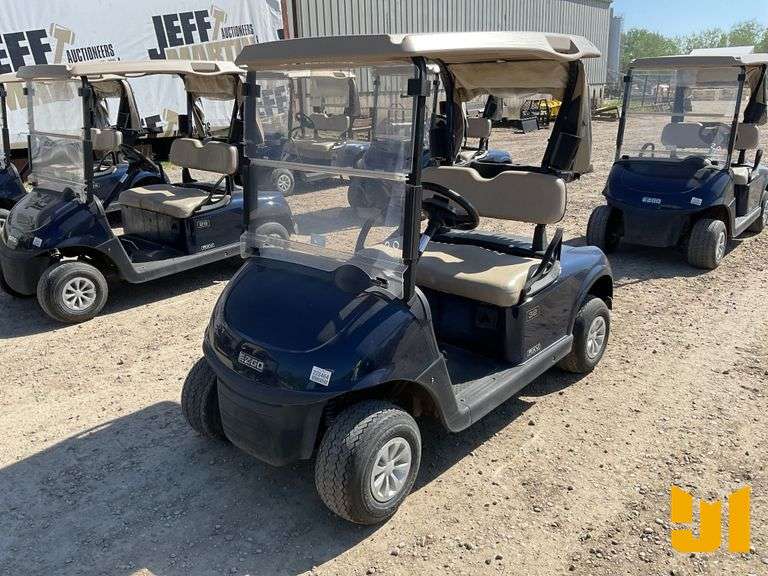 2020 EZ GO RXV GOLF CART 5558228