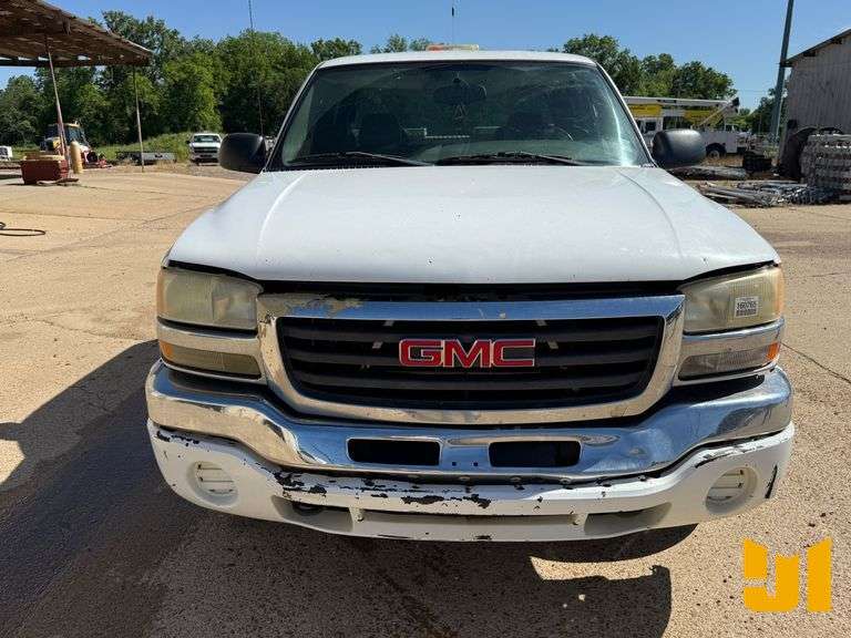 2005 GMC SIERRA 1500 EXTENDED CAB 4X4 PICKUP VIN: 1GTEK19V35E216696