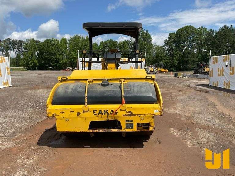 2009 SAKAI SW990 TANDEM VIBRATORY ROLLER SN: VSW41-10111