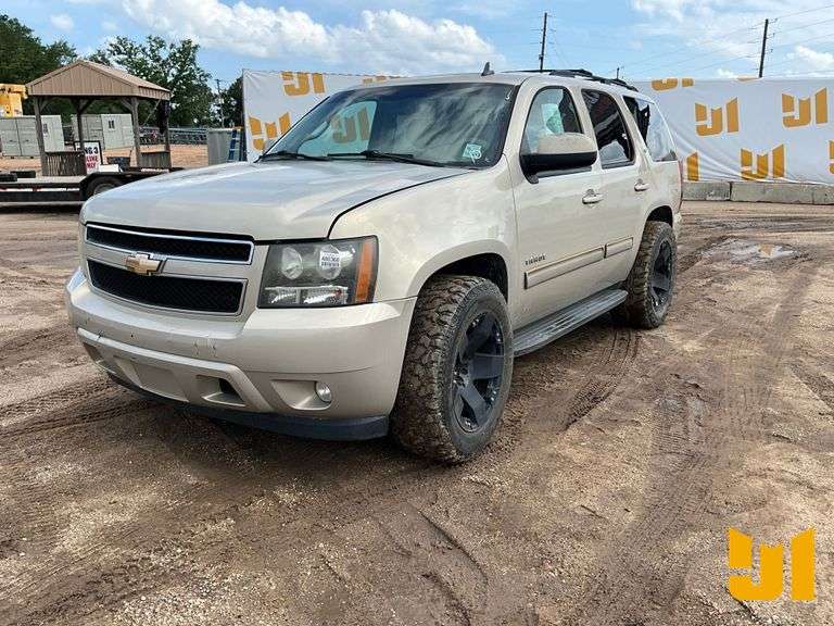 2010 CHEVROLET TAHOE LT VIN: 1GNMCBE32AR203631 2WD