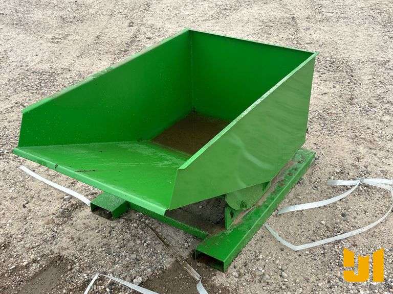 UNUSED DUMPING HOPPER