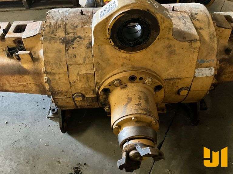 CAT 525B FRONT AXLE ASSY