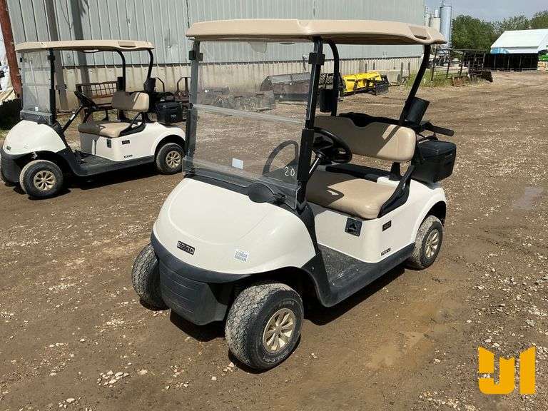 2020 EZ GO RXV GOLF CART 5526678