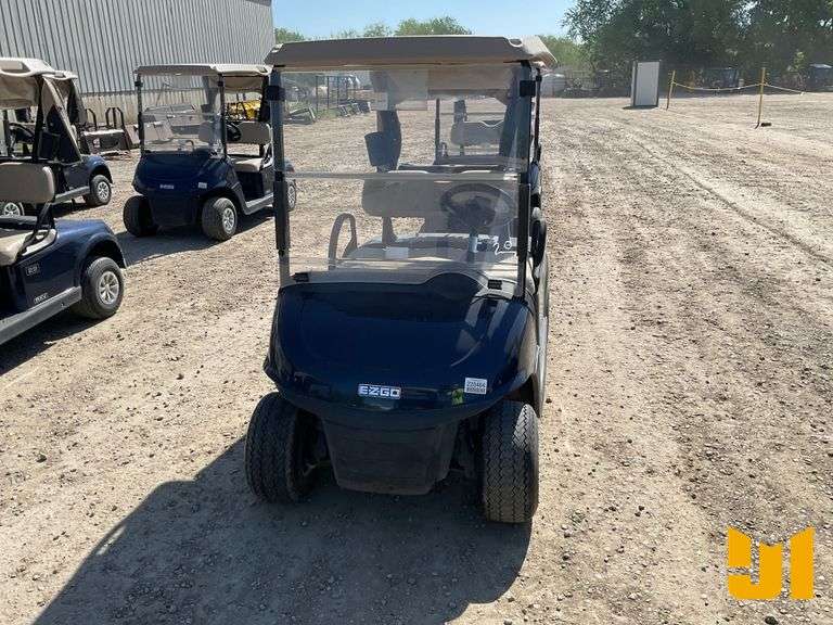 2020 EZ GO RXV GOLF CART 5558228