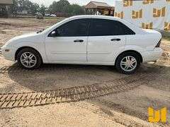 2004 FORD FOCUS VIN: 1FAFP34374W181182 FWD