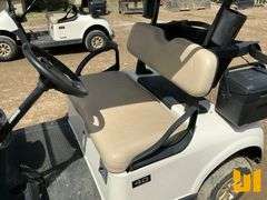 2020 EZ GO RXV GOLF CART 5526678