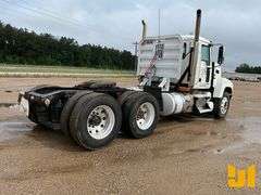 2012 MACK CHU613 PINNACLE TANDEM AXLE DAY CAB TRUCK TRACTOR VIN: 1M1AN07Y7CM009888