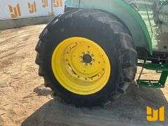 JOHN DEERE 5225 TRACTOR SN: LV5225T422205