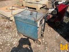 MILLER DEALARC 250 WELDER