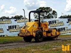 2005 SAKAI SV201TB SINGLE DRUM VIBRATORY ROLLER SN: VSV14T10123