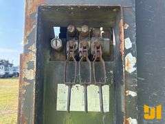 2017 WARREN EQUIPMENT, INC. WARREN EQUIPMENT, INC. T/A SANITATION PUSH OUT TRAILER VIN: 1W9AAXB23HP